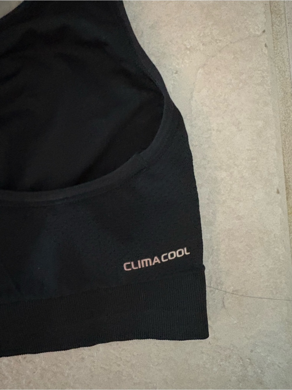 Women’s Adidas TechFit Black Sports Bra - Size Large - Picture 5 of 9